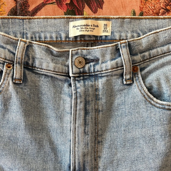 Abercrombie 90s Slim Straight Ultra High Rise - Picture 2 of 7
